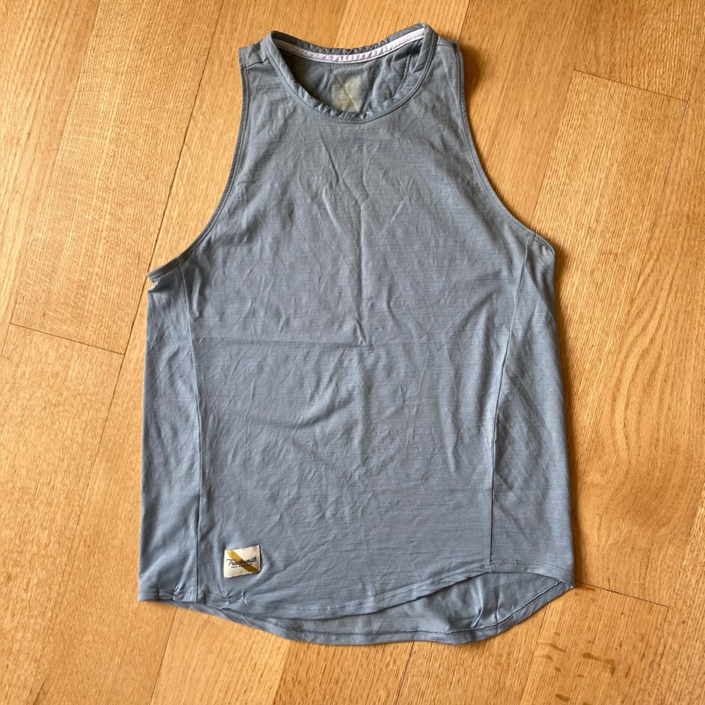 Tracksmith Harrier merino wool tank - stonewash blue